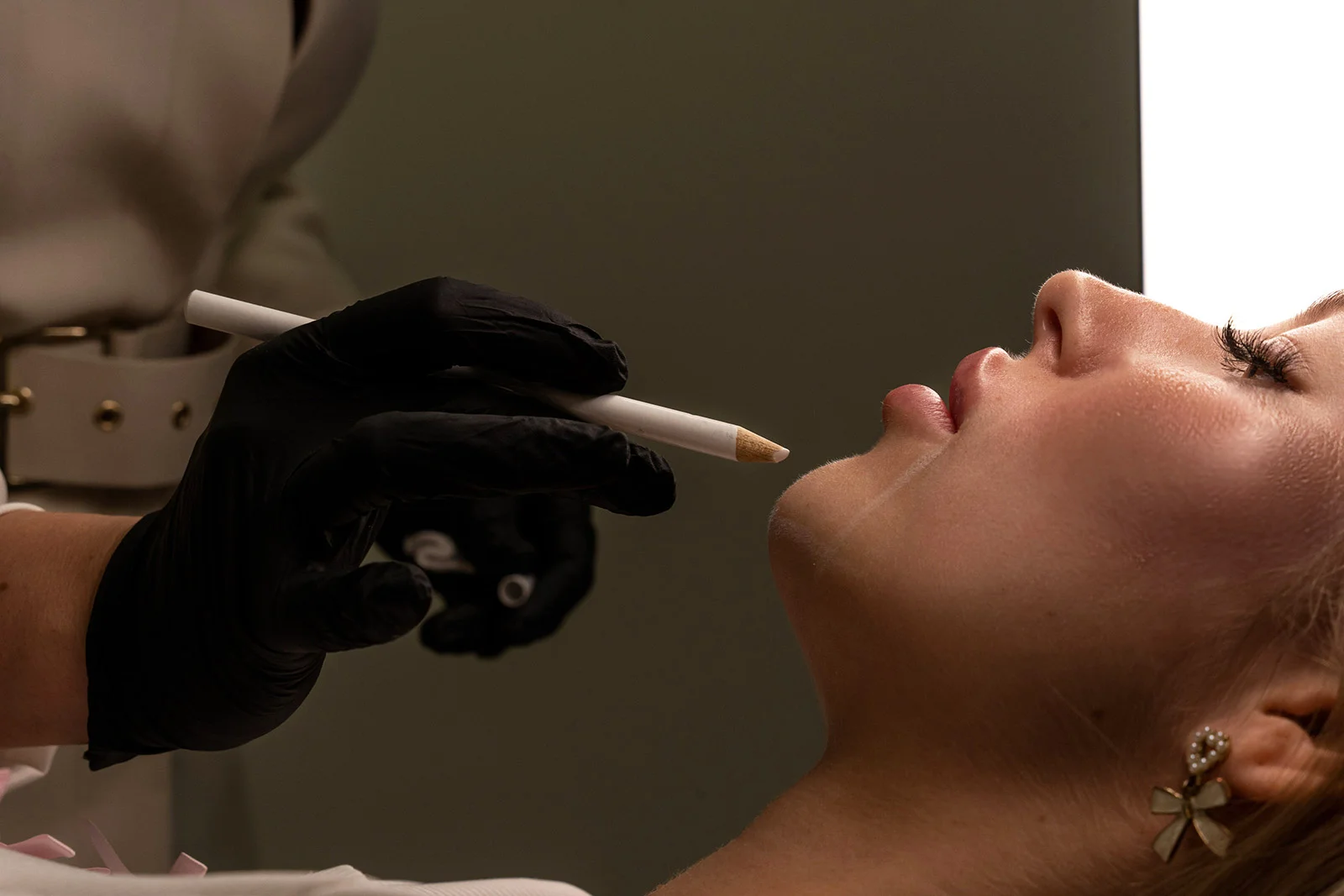 modelowanie ust na płasko wrocław